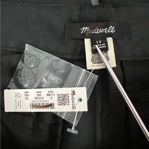 Madewell High Rise Barrel Leg Dress Pants NWT Size 12 Black Pleated Tencel Blend - Picture 8 of 11